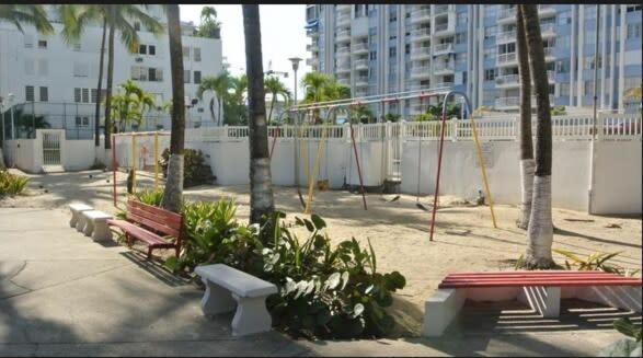 2Br Gem Ocean Front Building Isla Verde Beach サンジョアン エクステリア 写真