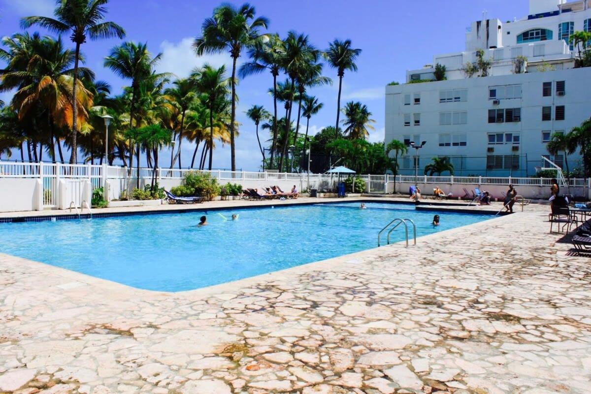 2Br Gem Ocean Front Building Isla Verde Beach サンジョアン エクステリア 写真